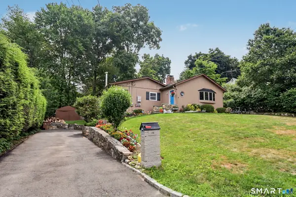 33 Pamlynn Road, Stamford, CT 06905