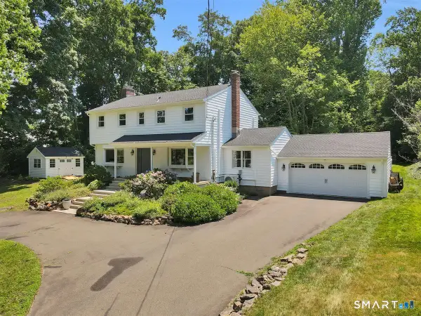 186 Alps Road, Branford, CT 06405