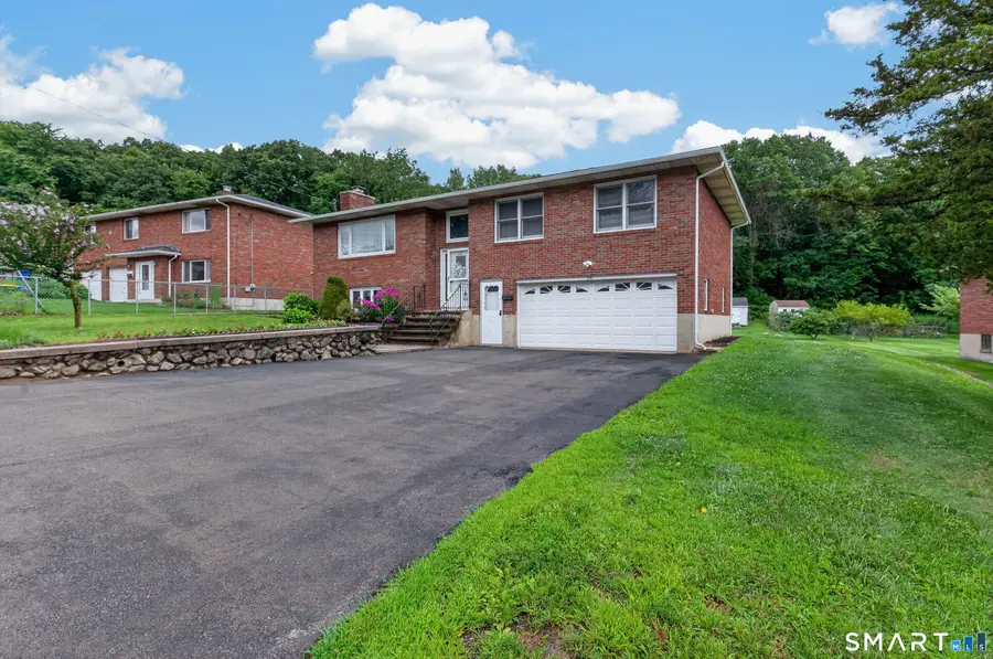 124 Judith Lane, Waterbury, CT 06704 - #2
