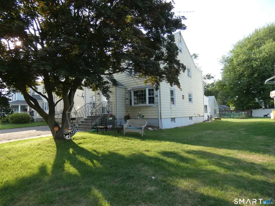 84 Euerle Street, Stratford, CT 06614 - #3