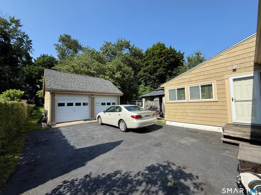 166 Roseleah Avenue, Newington, CT 06111 - #2