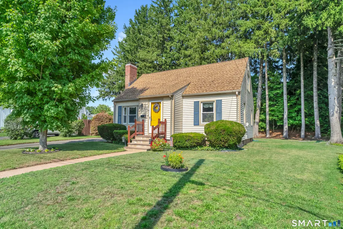 47 Earl Street, Manchester, CT 06040 - #1