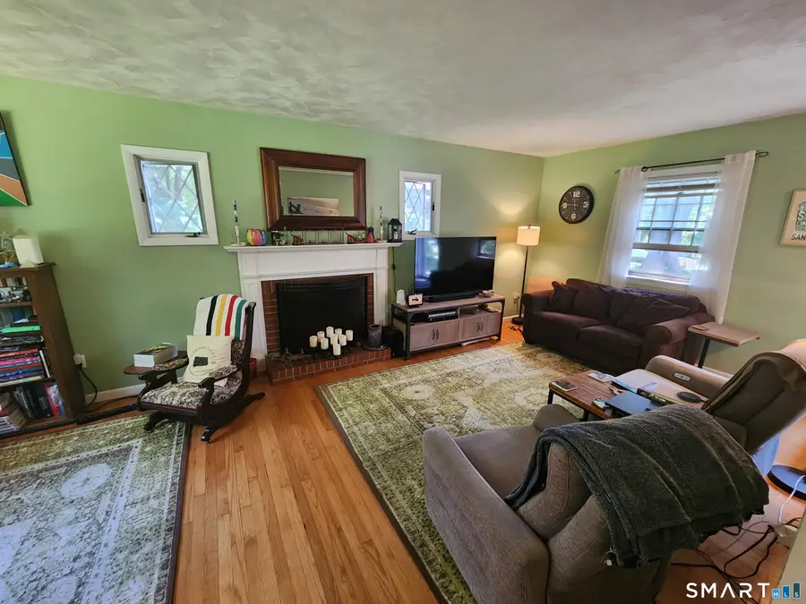 7 Pine Street, Norwich, CT 06360 - #3