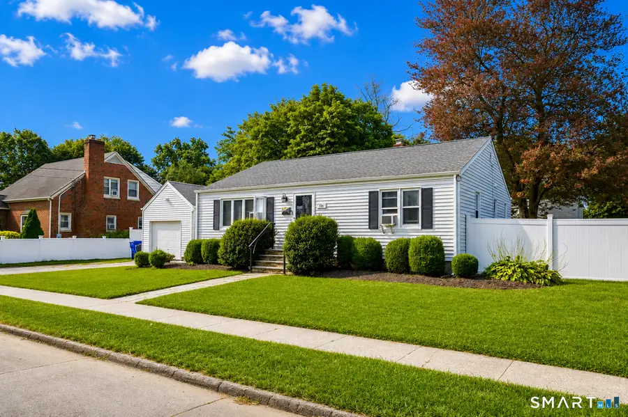 269 Wakelee Avenue, Stratford, CT 06614 - #3