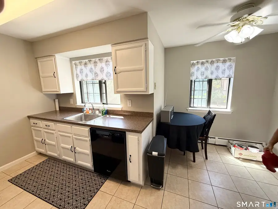 112 Foxwood Close, Milford, CT 06460 - #3