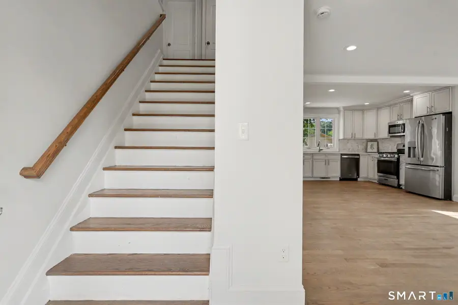 111 Vanguard Street, Bridgeport, CT 06606 - #3