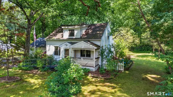 42 Ezra Street, North Haven, CT 06473