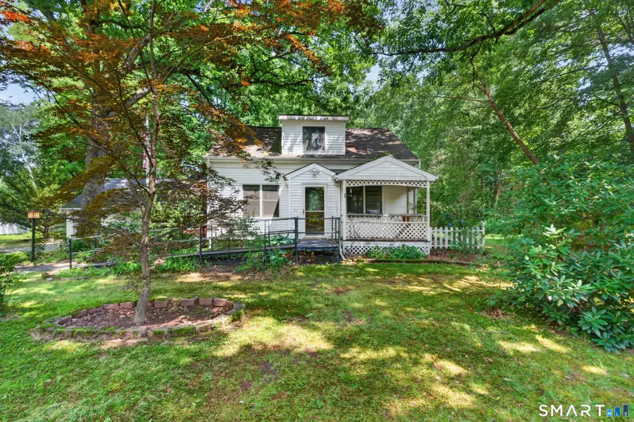 42 Ezra Street, North Haven, CT 06473 - #2