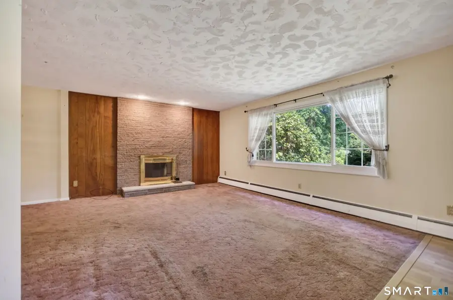 1526 Hartford Turnpike, North Haven, CT 06473 - #3