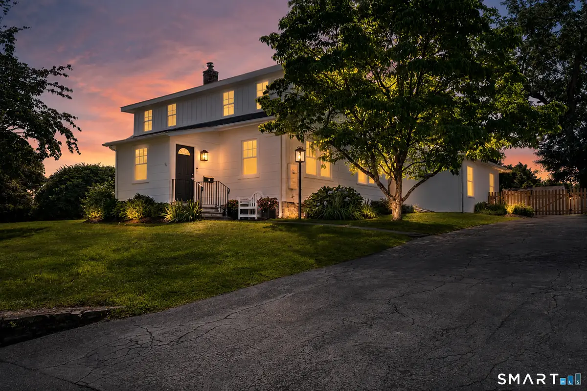 6 Hillsdale Avenue, Ridgefield, CT 06877 - #1