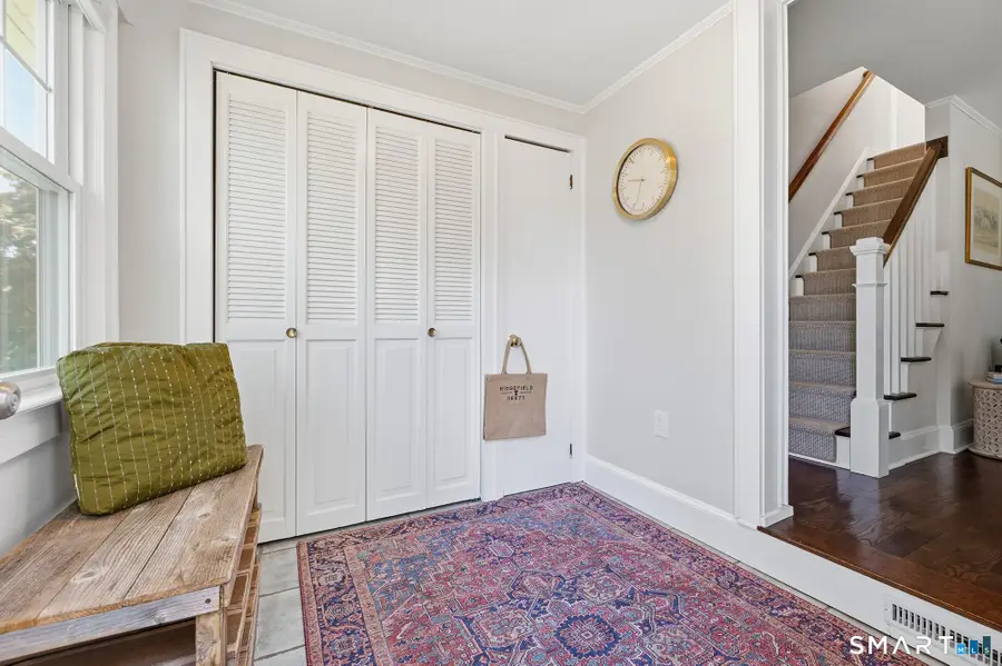 6 Hillsdale Avenue, Ridgefield, CT 06877 - #3