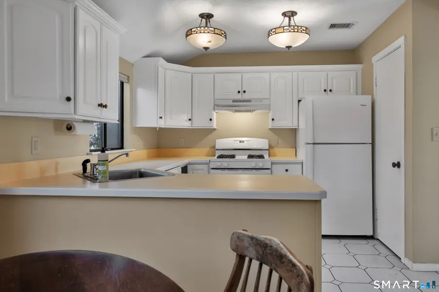 14 Canterbury Lane #14, Avon, CT 06001 - #3