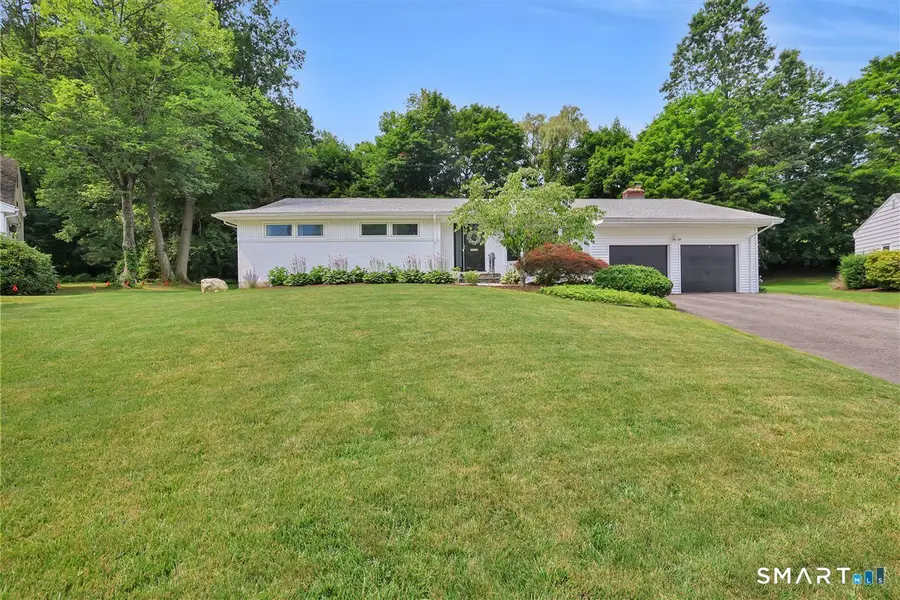 19 Tanglewood Road, West Hartford, CT 06117 - #2
