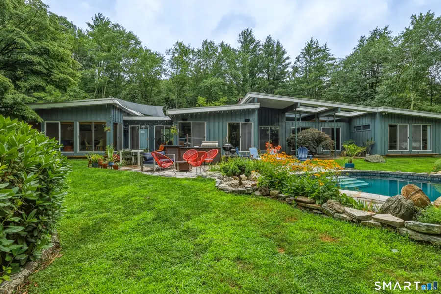 20 Crestview (incl. 24 Crestview Dr.) Drive, Woodbridge, CT 06525 - #3
