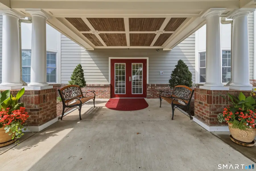 25 Cassandra Boulevard #204, West Hartford, CT 06107 - #2