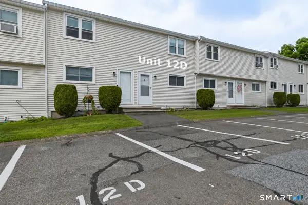 1081 New Haven Road #12D, Naugatuck, CT 06770