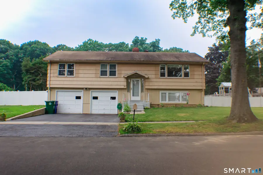 20 Walker Drive, Stratford, CT 06614 - #2