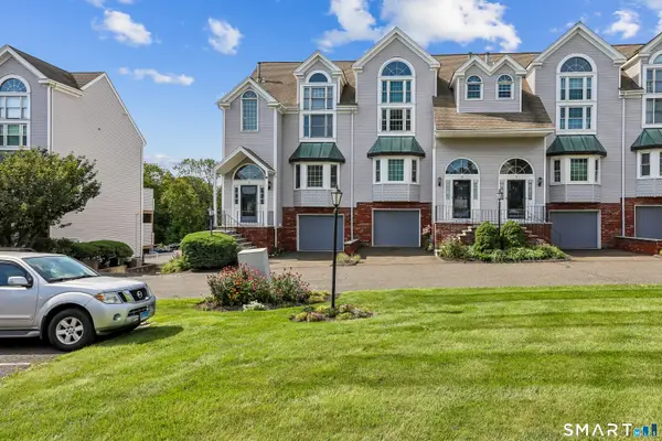 130 Deer Hill Avenue #11, Danbury, CT 06810
