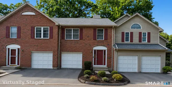 102 Crown Ridge #102, Newington, CT 06111