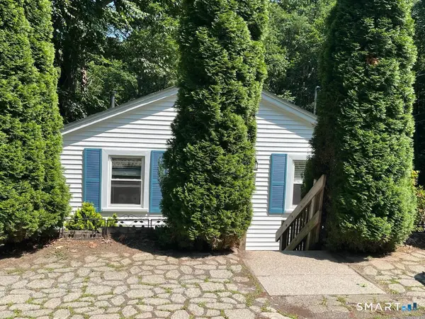 91 White Road, Ellington, CT 06029
