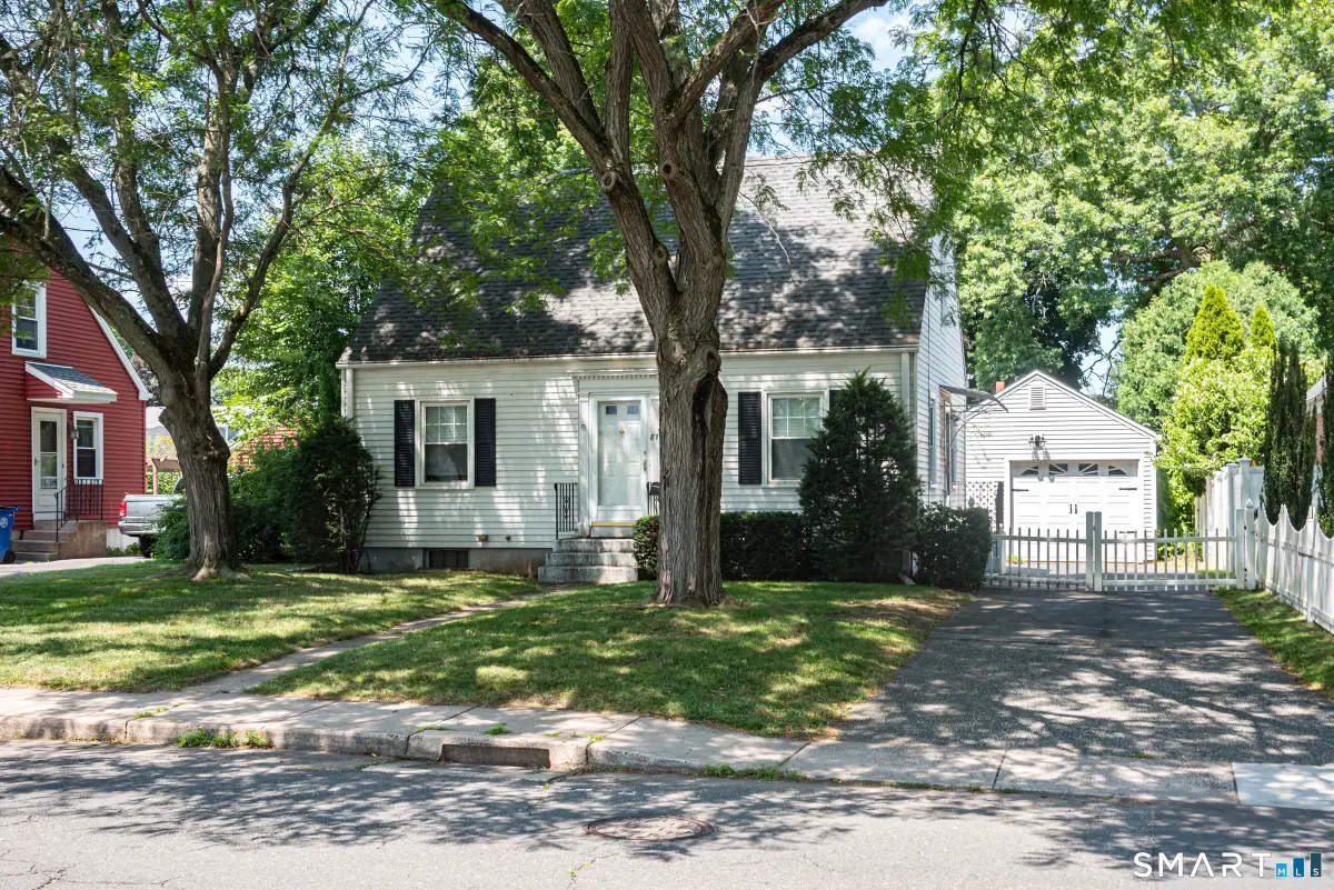 87 Spring Street, Windsor Locks, CT 06096 - #1
