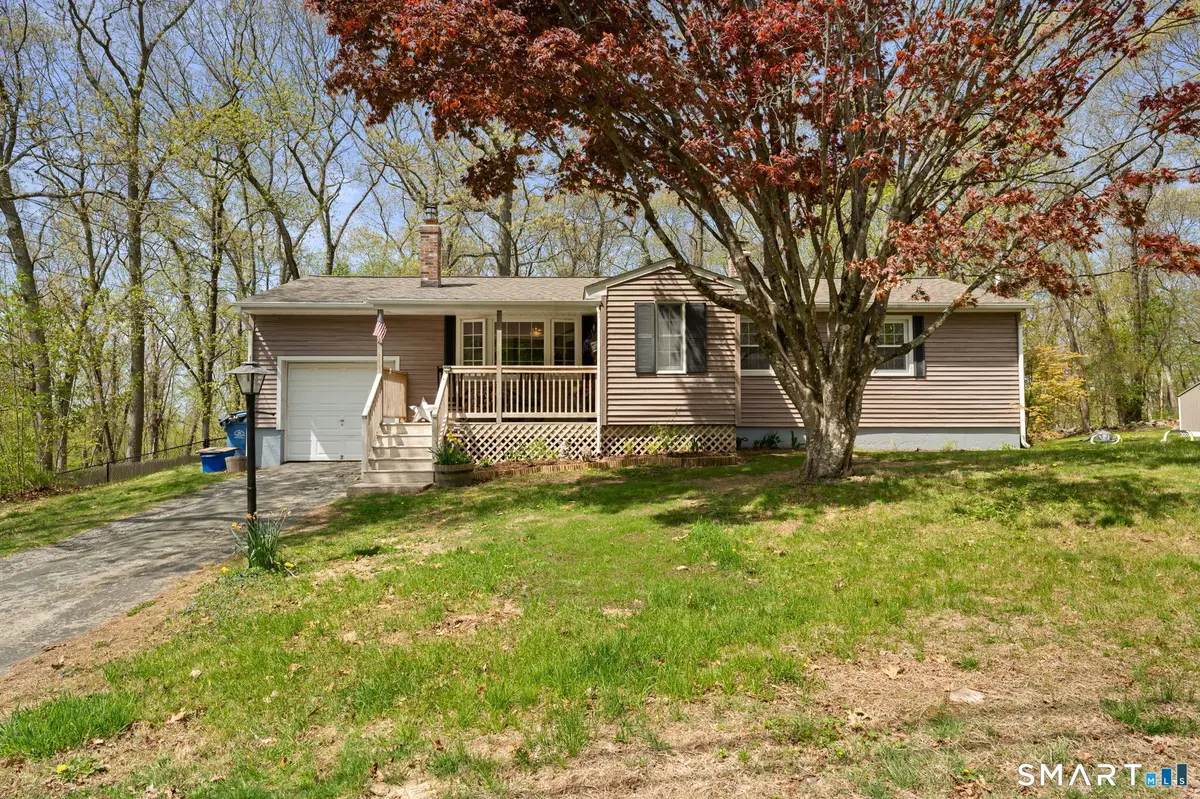 17 Ledgewood Drive, Gales Ferry, CT 06335 - #1