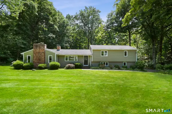19 Crestwood Road, Monroe, CT 06468
