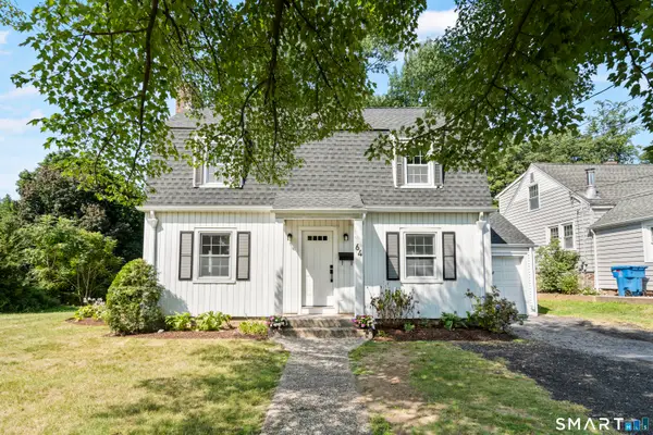 64 Fanway Avenue, Bristol, CT 06010
