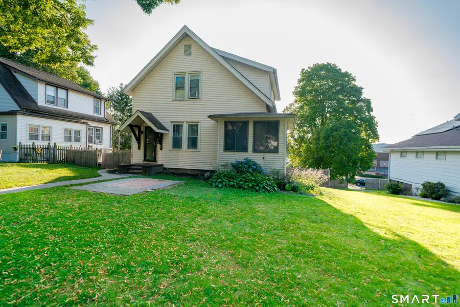 33 Collins Parkway, Meriden, CT 06450 - #2
