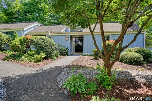 1003 Heritage Village #B, Southbury, CT 06488