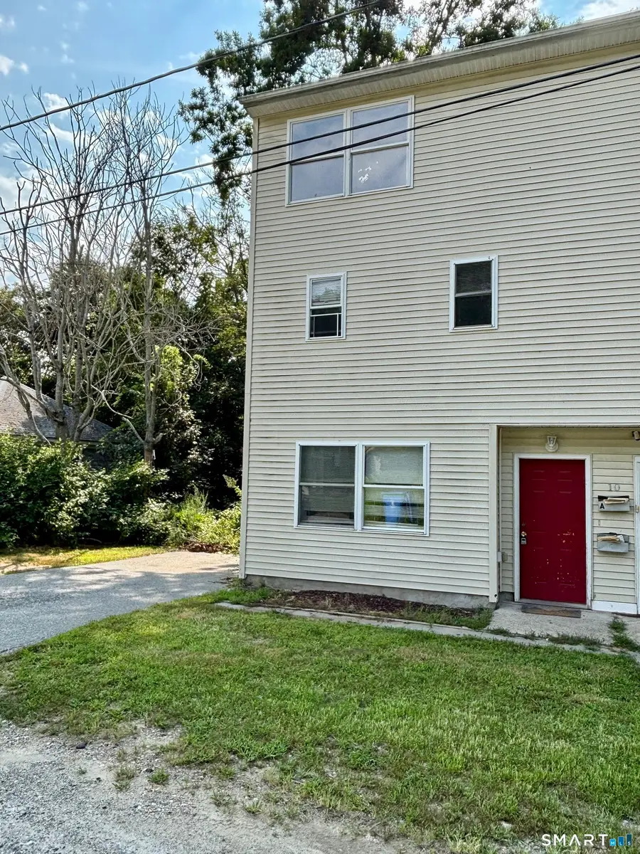 10 Hillcrest Street #A, Norwich, CT 06360 - #2