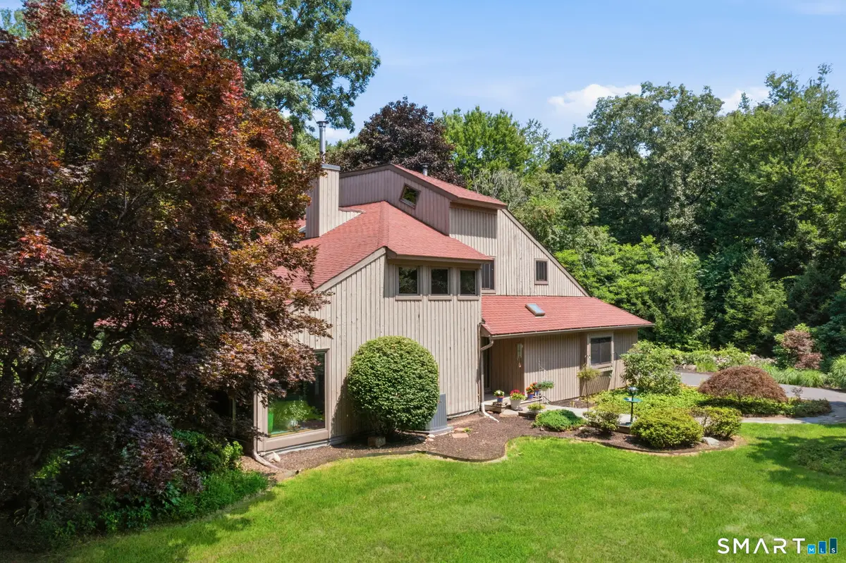 11 Fire Hill Lane, Redding, CT 06896 - #1