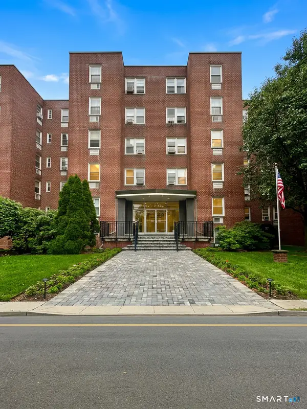 39 Glenbrook Road #1H, Stamford, CT 06902