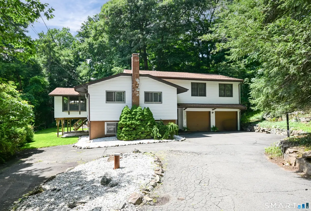42 Linda Lane, New Fairfield, CT 06812 - #1