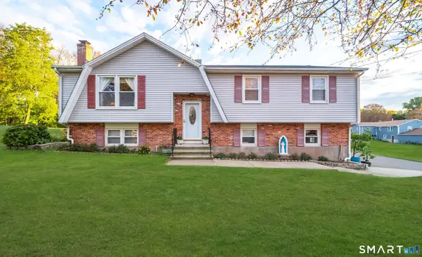 68 Roarke Road, North Haven, CT 06473