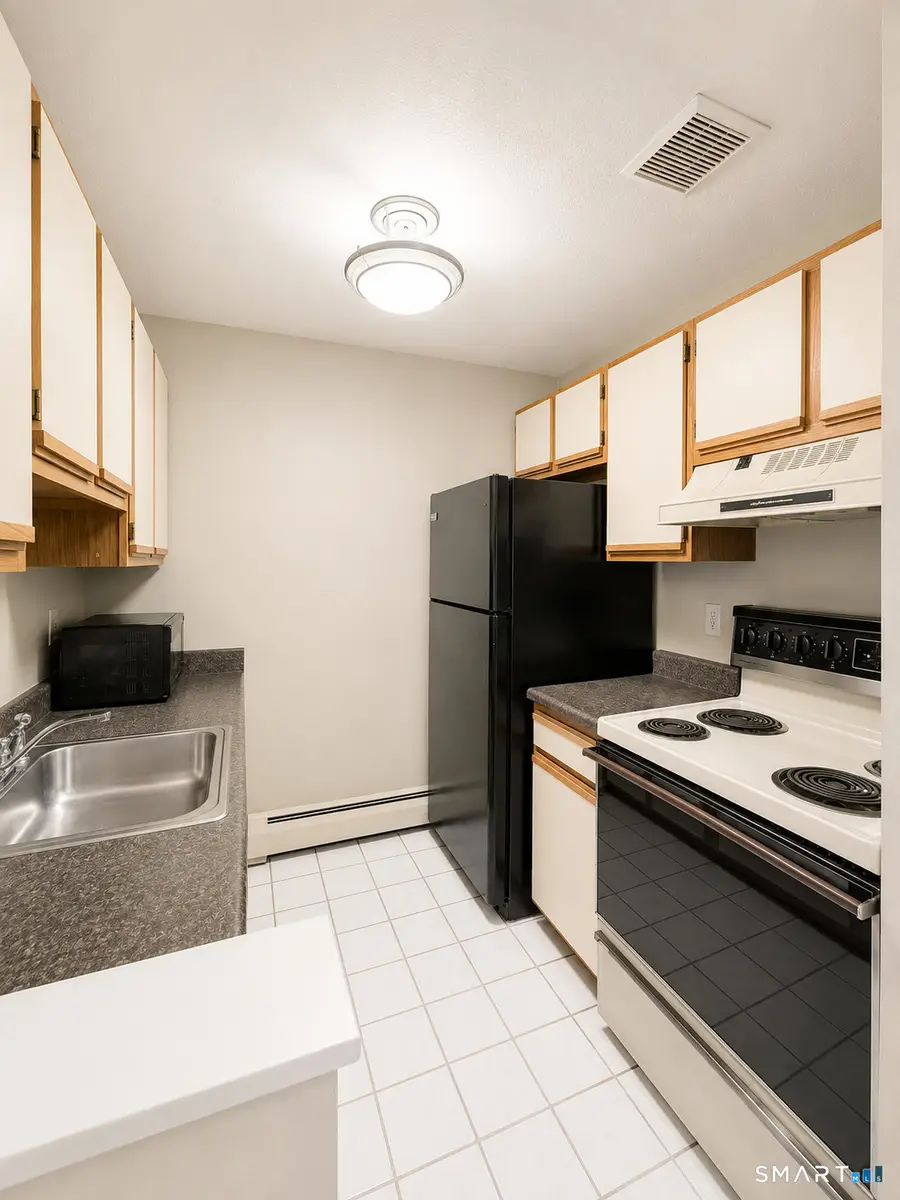 14 Pinney Street #11, Ellington, CT 06029 - #2
