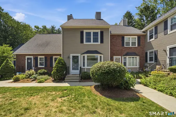 9 Braintree Court #9, Suffield, CT 06078