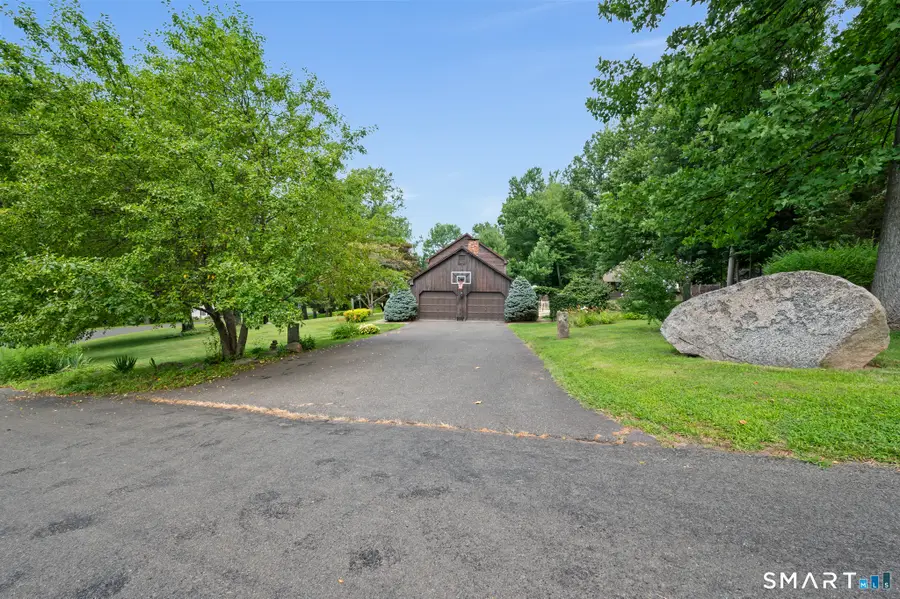 39 Old Carriage Road, Portland, CT 06480 - #3