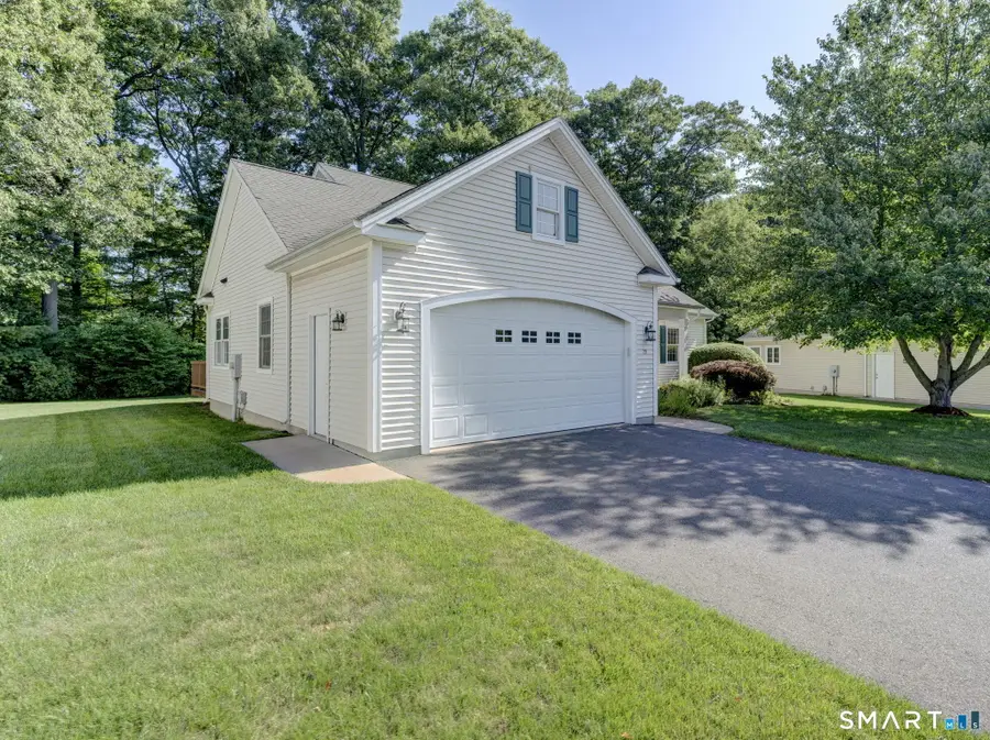 29 Cheney Lane, Manchester, CT 06040 - #3