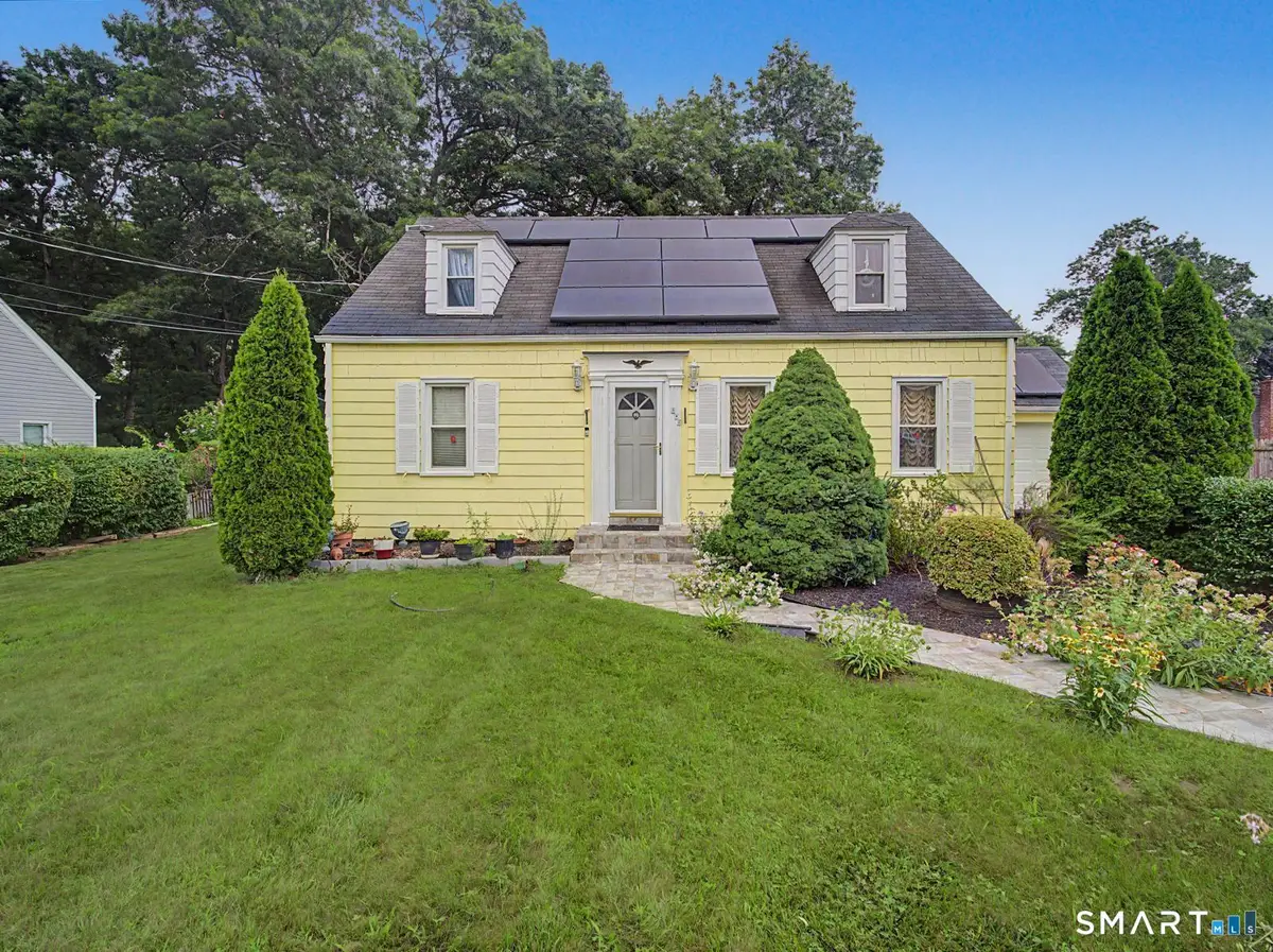 142 Travis Drive, Bridgeport, CT 06606 - #1