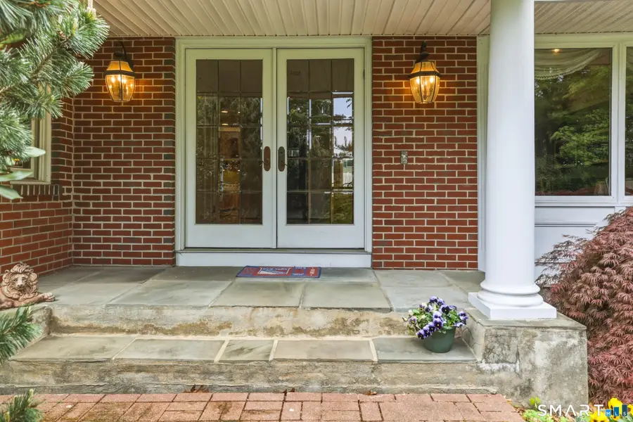 12 Mountain Farms Road, West Hartford, CT 06117 - #2