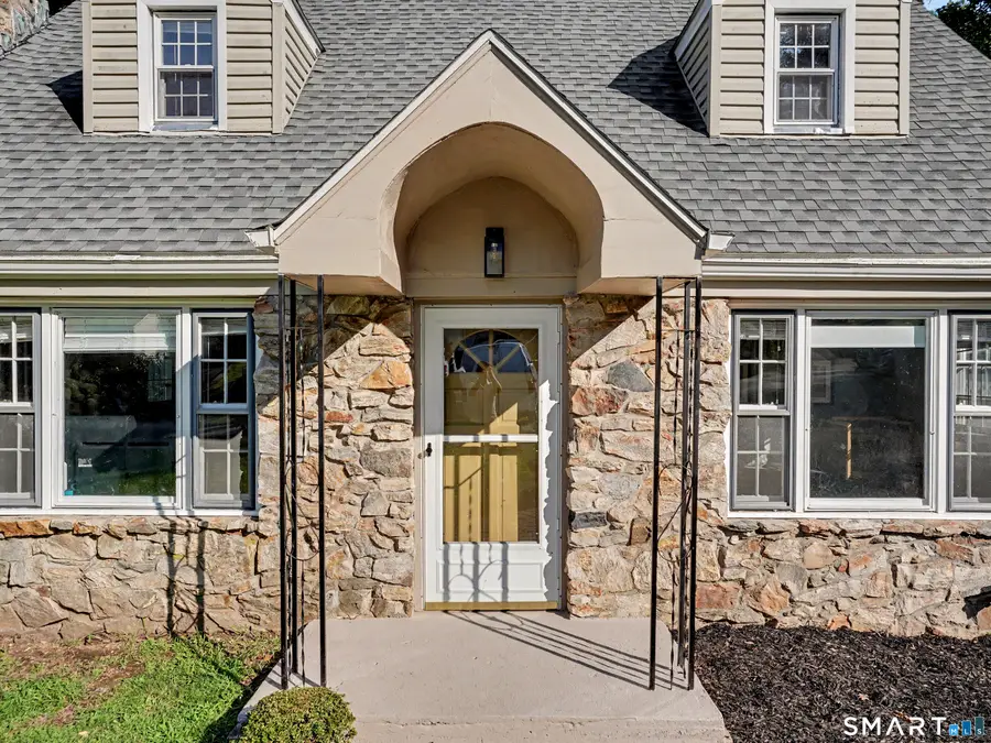 555 Lakeside Drive, Bridgeport, CT 06606 - #2