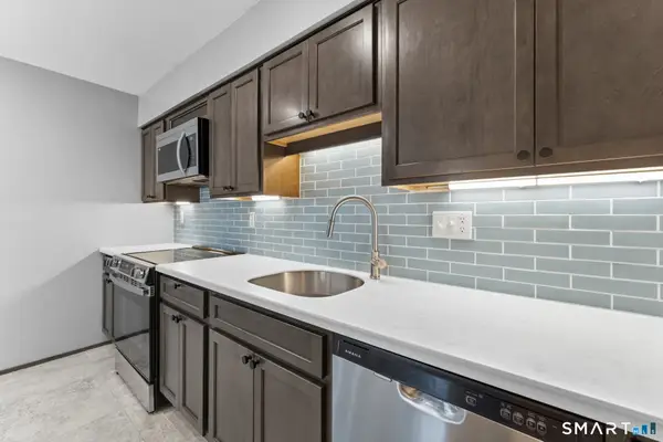 201 College Street #22, Middletown, CT 06457