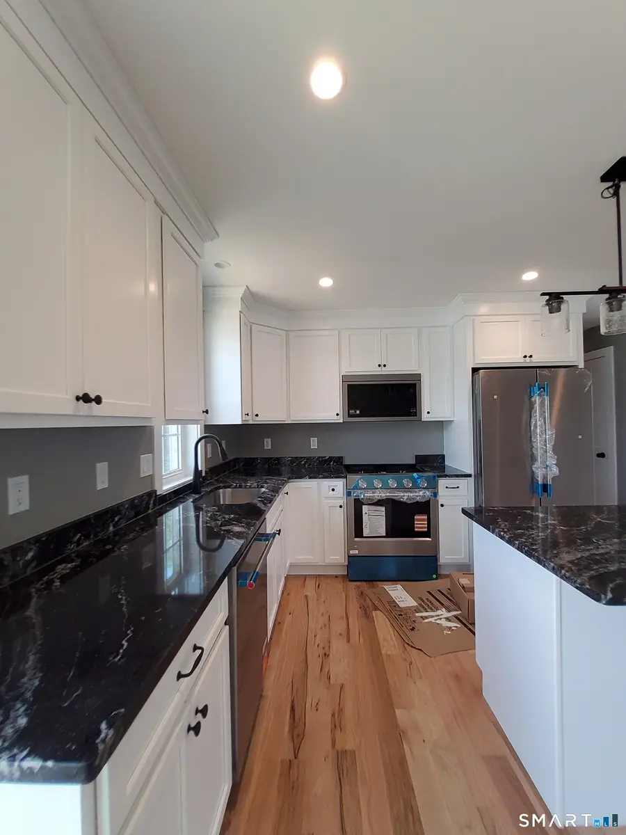 16 Kingsley Court #9, Waterbury, CT 06704 - #3