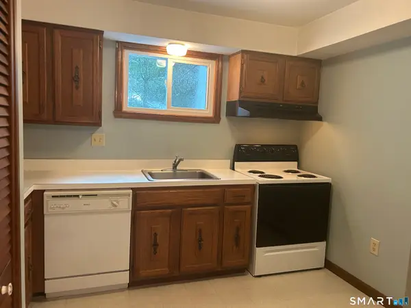 318 Dunfey Lane #318, Windsor, CT 06095