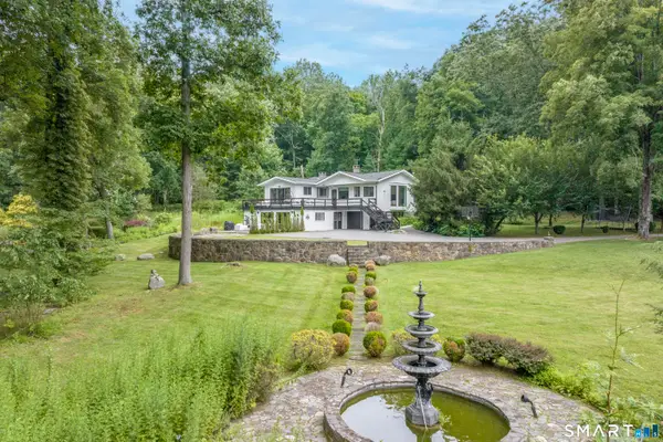 297 Oscaleta Road, Ridgefield, CT 06877