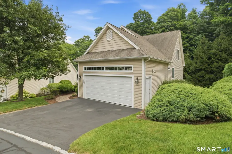 28 Rushbrooke Lane, Shelton, CT 06484 - #2