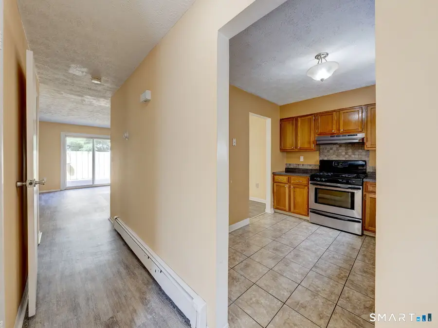 132 Sutton Place #132, Bloomfield, CT 06002 - #3