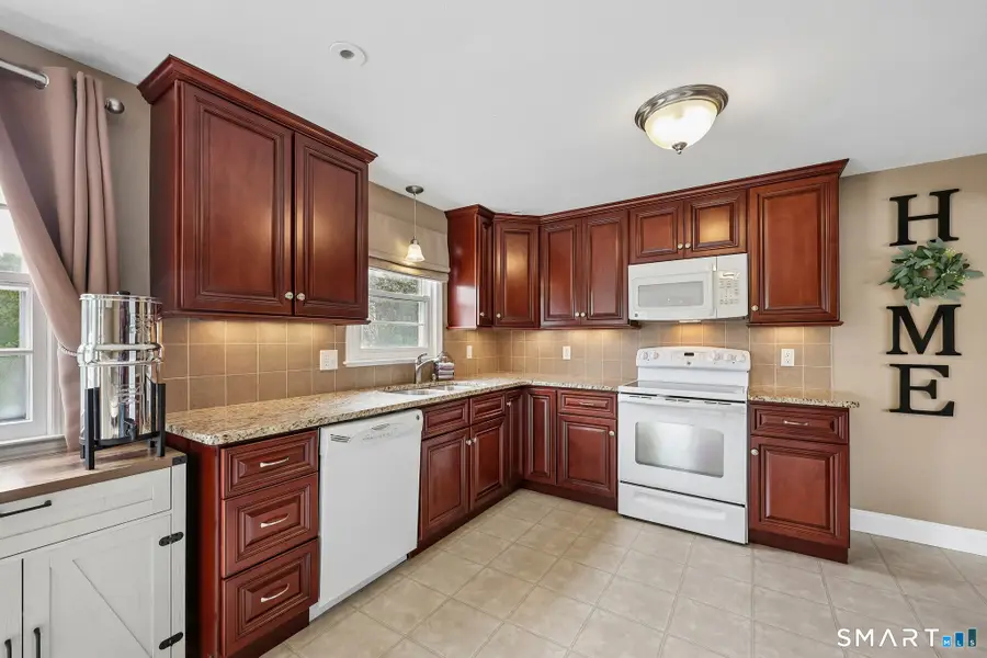 152 Amherst Street, Wethersfield, CT 06109 - #3