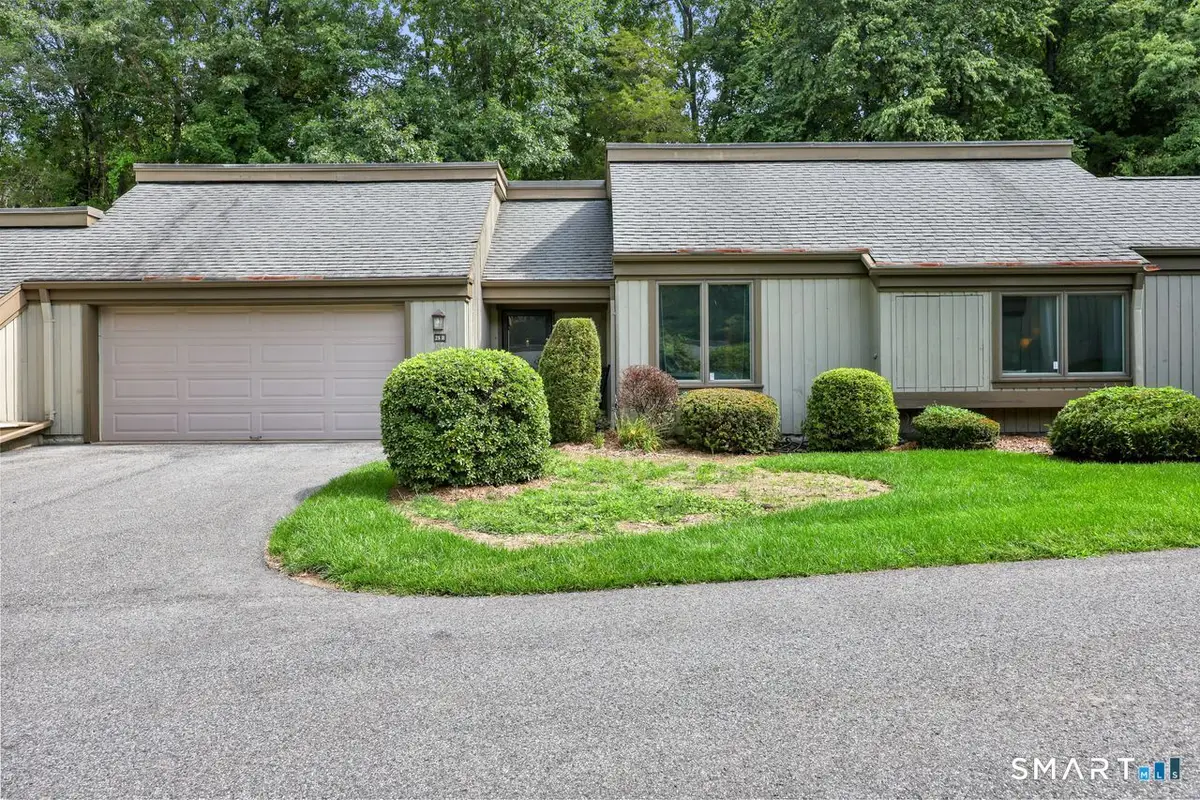 28 Heritage Crest #B, Southbury, CT 06488 - #1